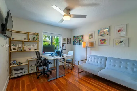 910 Sunflower Circle Weston FL 33327
