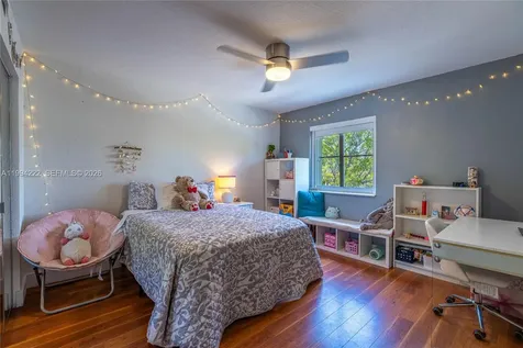 910 Sunflower Circle Weston FL 33327