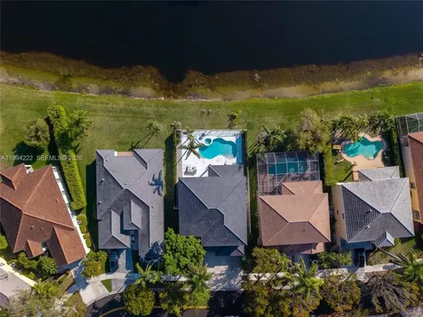 910 Sunflower Circle Weston FL 33327