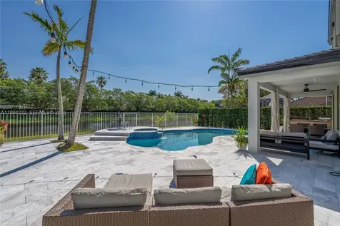 910 Sunflower Circle Weston FL 33327
