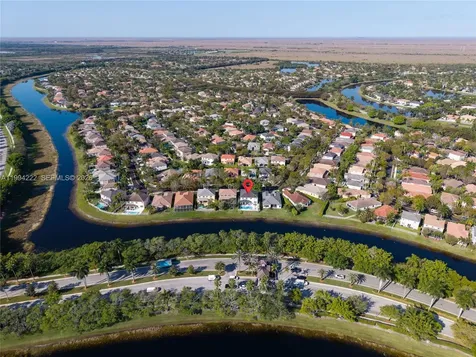 910 Sunflower Circle Weston FL 33327