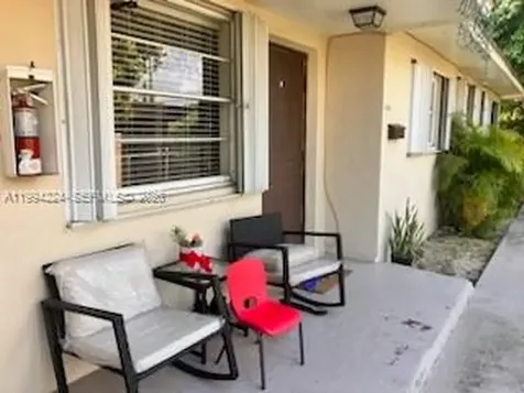 11346 SW 2nd Street Sweetwater FL 33174