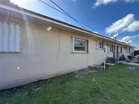 11346 SW 2nd Street Sweetwater FL 33174