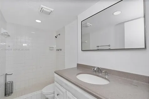 4043 NW 16th Street Lauderhill FL 33313