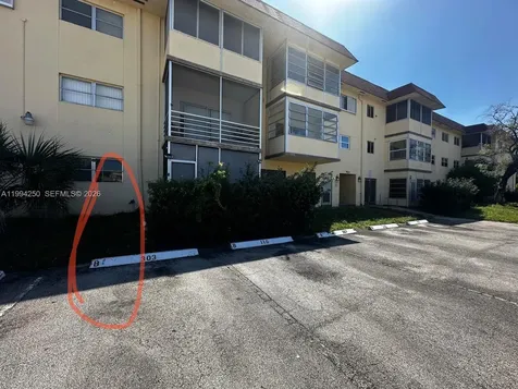 4043 NW 16th Street Lauderhill FL 33313