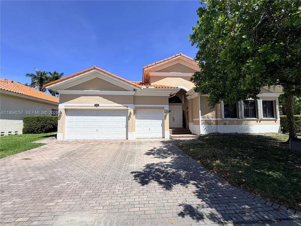 19385 SW 79th Court Cutler Bay FL 33157