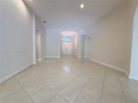19385 SW 79th Court Cutler Bay FL 33157