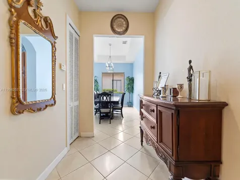 19385 SW 79th Court Cutler Bay FL 33157