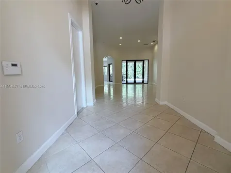 19385 SW 79th Court Cutler Bay FL 33157