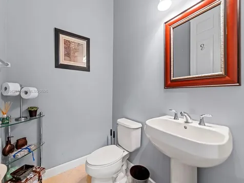 19385 SW 79th Court Cutler Bay FL 33157