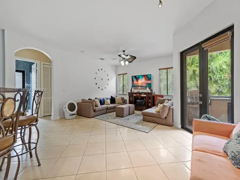 19385 SW 79th Court Cutler Bay FL 33157