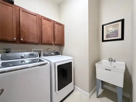 19385 SW 79th Court Cutler Bay FL 33157