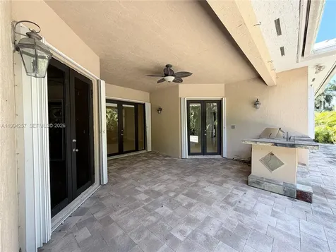 19385 SW 79th Court Cutler Bay FL 33157