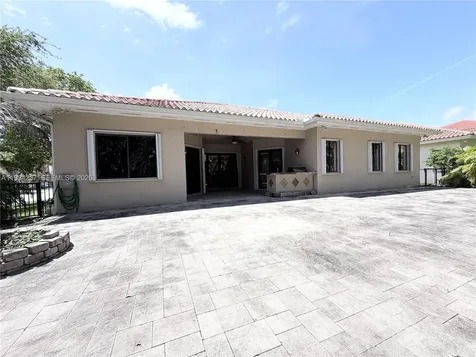 19385 SW 79th Court Cutler Bay FL 33157