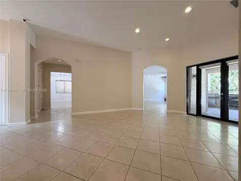 19385 SW 79th Court Cutler Bay FL 33157
