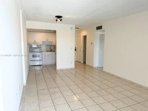 3640 NW 9th Street Miami FL 33125