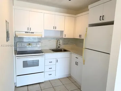 3640 NW 9th Street Miami FL 33125