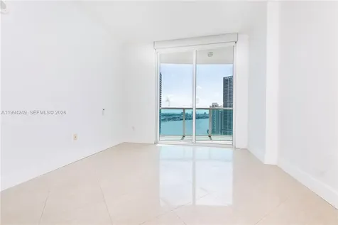31 SE 5th Street Miami FL 33131