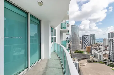 31 SE 5th Street Miami FL 33131