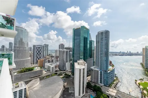 31 SE 5th Street Miami FL 33131