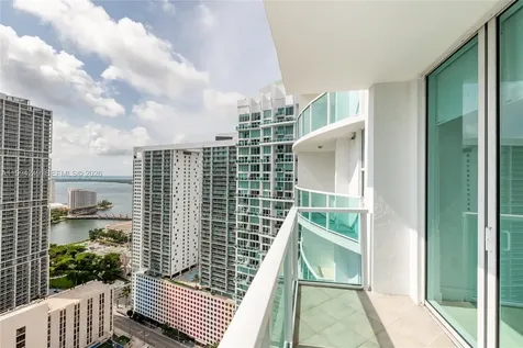 31 SE 5th Street Miami FL 33131