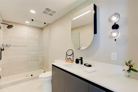 580 72nd Street Miami Beach FL 33141