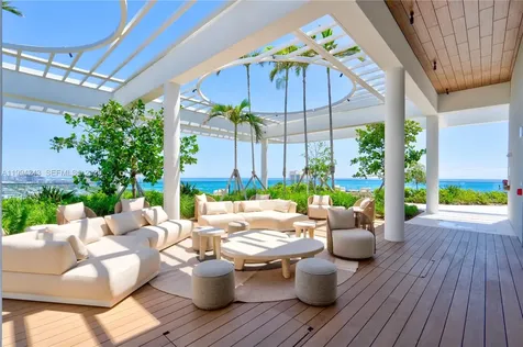 580 72nd Street Miami Beach FL 33141