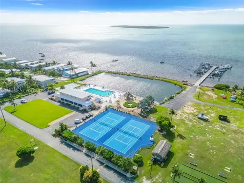 900 S Emerald Drive Key Largo FL 33037