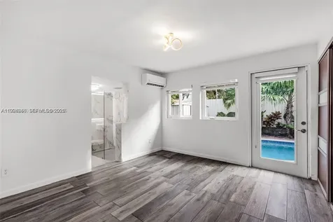 3800 Charles Terrace Miami FL 33133