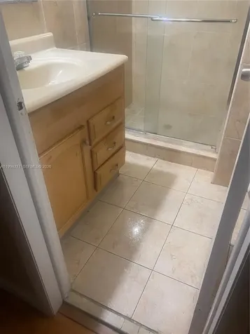 2627 NW 47th Terrace Lauderdale Lakes FL 33313