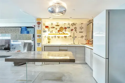 1100 West Avenue Miami Beach FL 33139