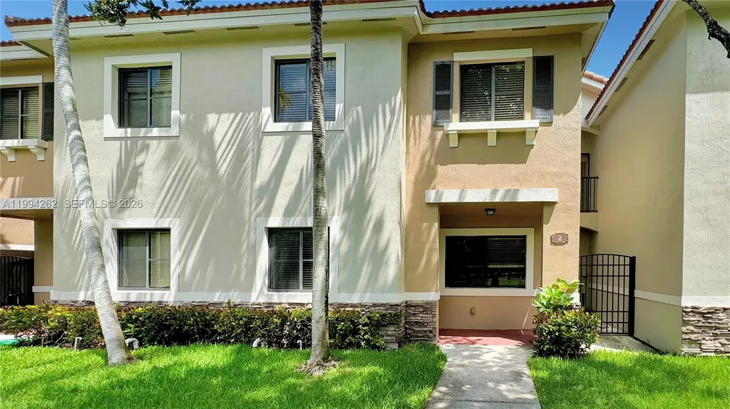 22631 SW 88th Place Cutler Bay FL 33190