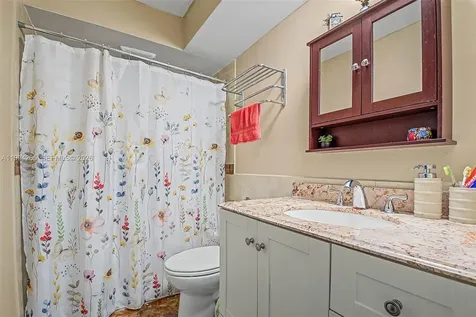 7104 SW 113th Avenue Miami FL 33173
