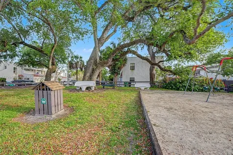7104 SW 113th Avenue Miami FL 33173