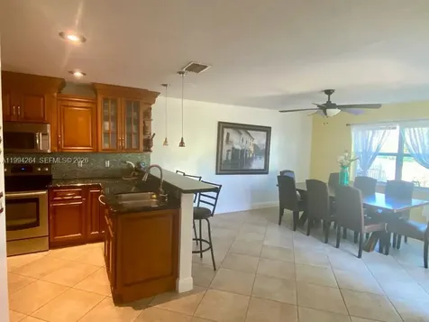 4046 Eastridge Drive Deerfield Beach FL 33064
