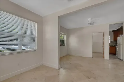 814 Lenox Avenue Miami Beach FL 33139