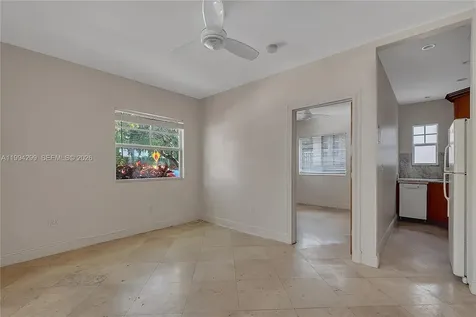 814 Lenox Avenue Miami Beach FL 33139