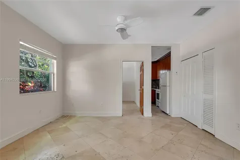 814 Lenox Avenue Miami Beach FL 33139