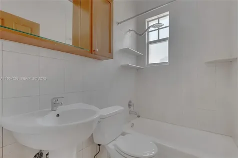814 Lenox Avenue Miami Beach FL 33139