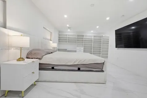 15763 SW 43rd Street Miami FL 33185