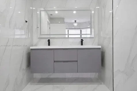 15763 SW 43rd Street Miami FL 33185