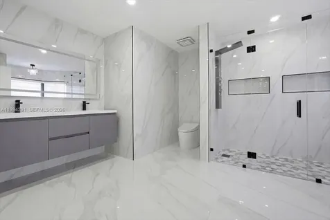 15763 SW 43rd Street Miami FL 33185