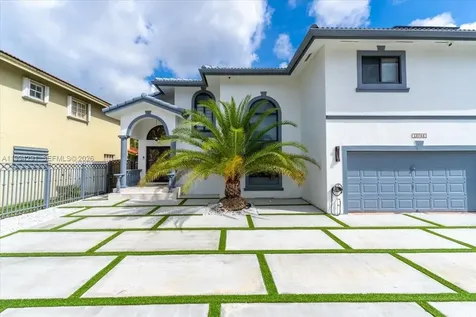 15763 SW 43rd Street Miami FL 33185