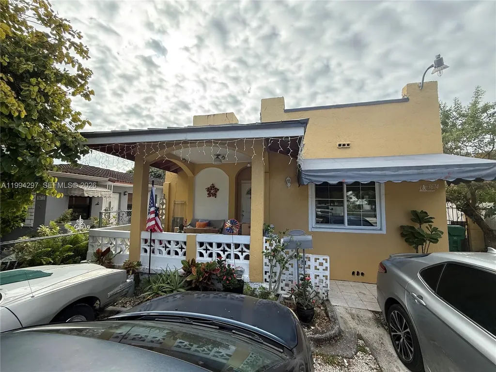 3674 SW 25th Street Miami FL 33133