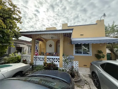 3674 SW 25th Street Miami FL 33133