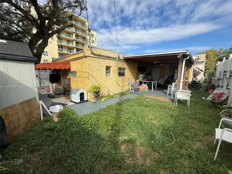 3674 SW 25th Street Miami FL 33133