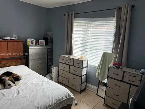 3674 SW 25th Street Miami FL 33133