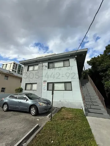 421 SW 6th Street Miami FL 33130