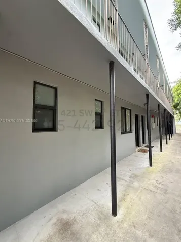 421 SW 6th Street Miami FL 33130