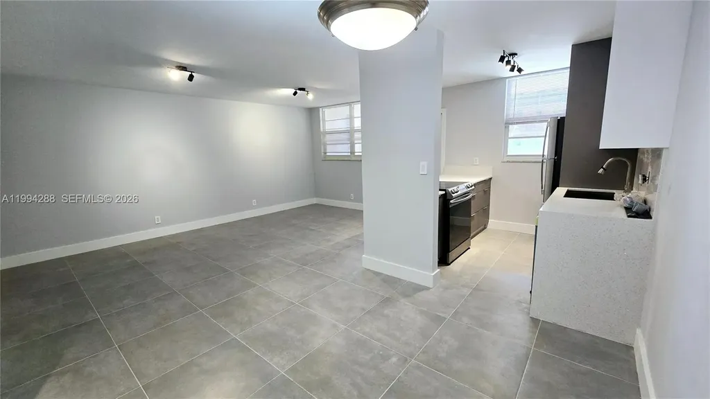 1811 Jefferson Street Hollywood FL 33020